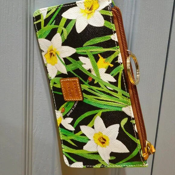 Dooney & Bourke Daffodil Drawstring Bucket Bag and Key Chain Purse - Picture 13 of 16